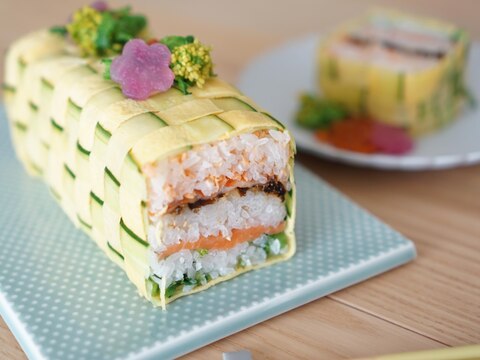 ひな祭りに!編み込み押し寿司